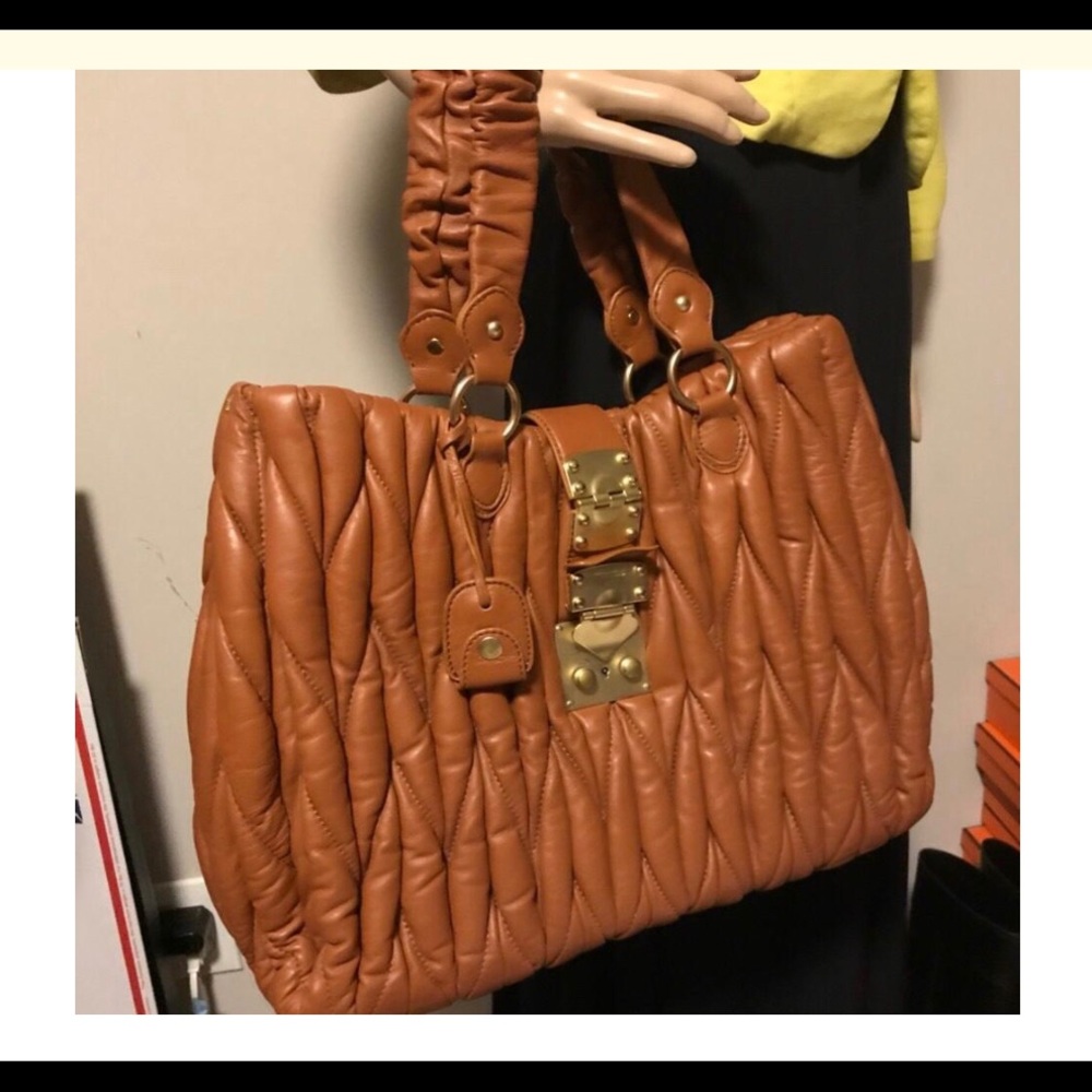 Authentic Miu Miu Bag. Miu Miu Tote - image 1